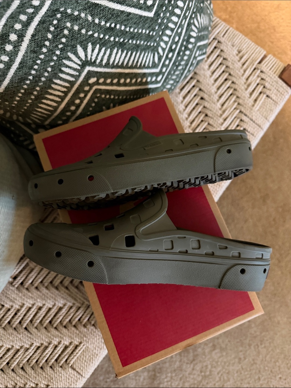 Vans Slip On Mule- Olive - Picture 4 of 8